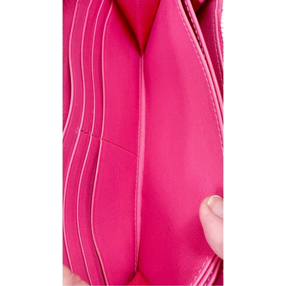 Valentino Garavani Pink & White Vitello Colorblock Rockstud Zip Around Wallet